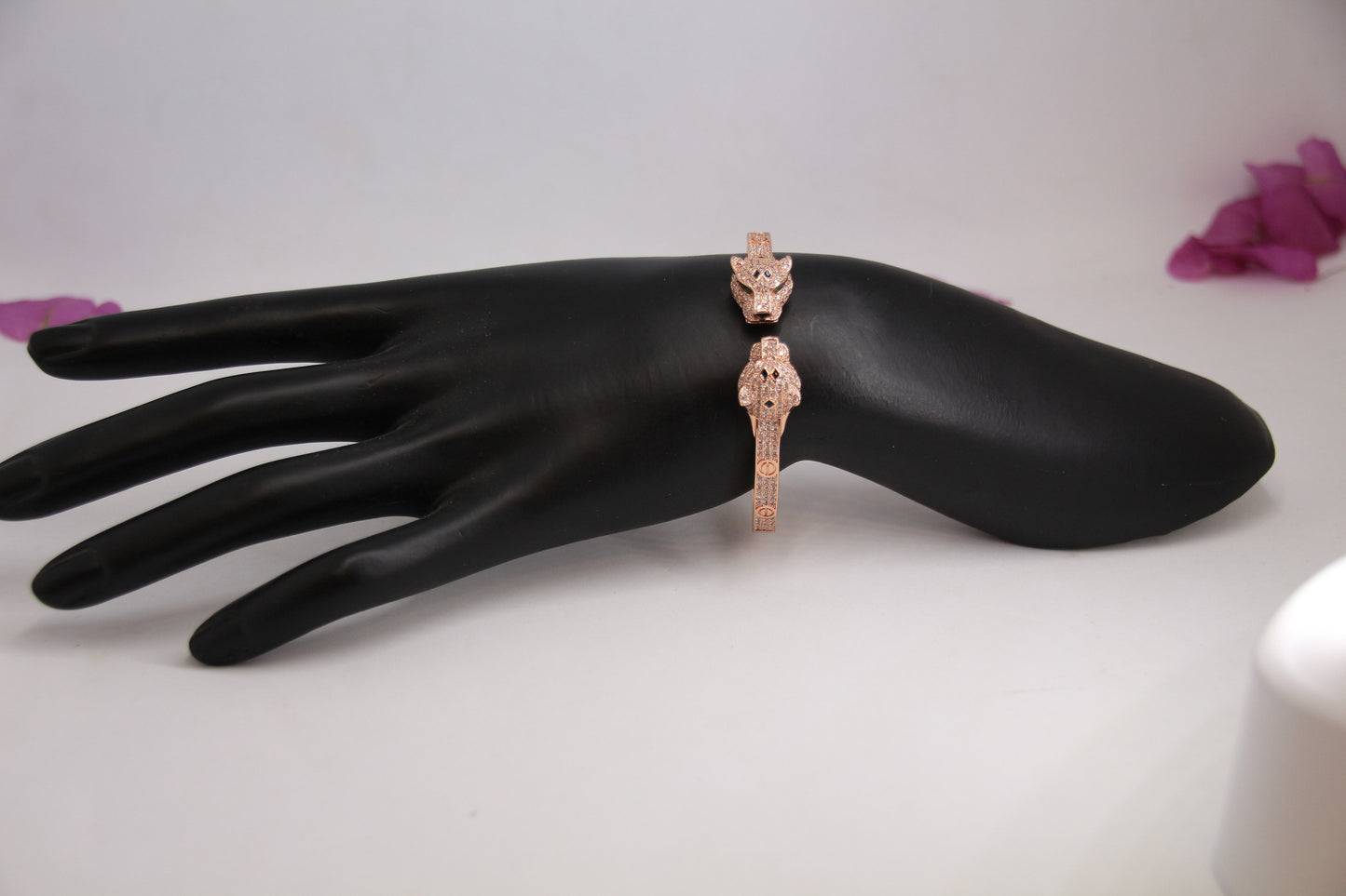 Cartier bracelet AAA