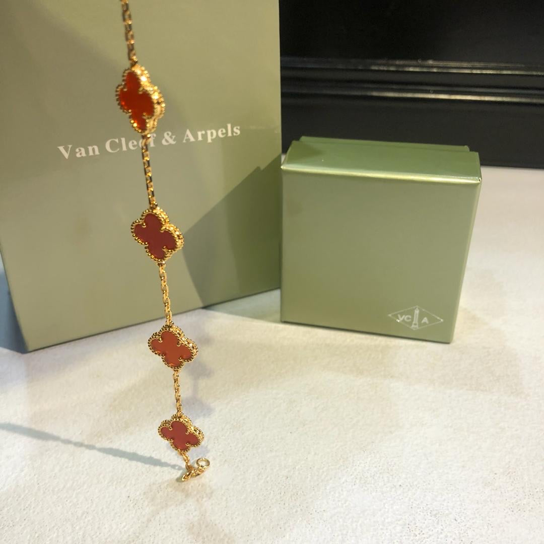 Van Cleef & Arpels bracelet AAA