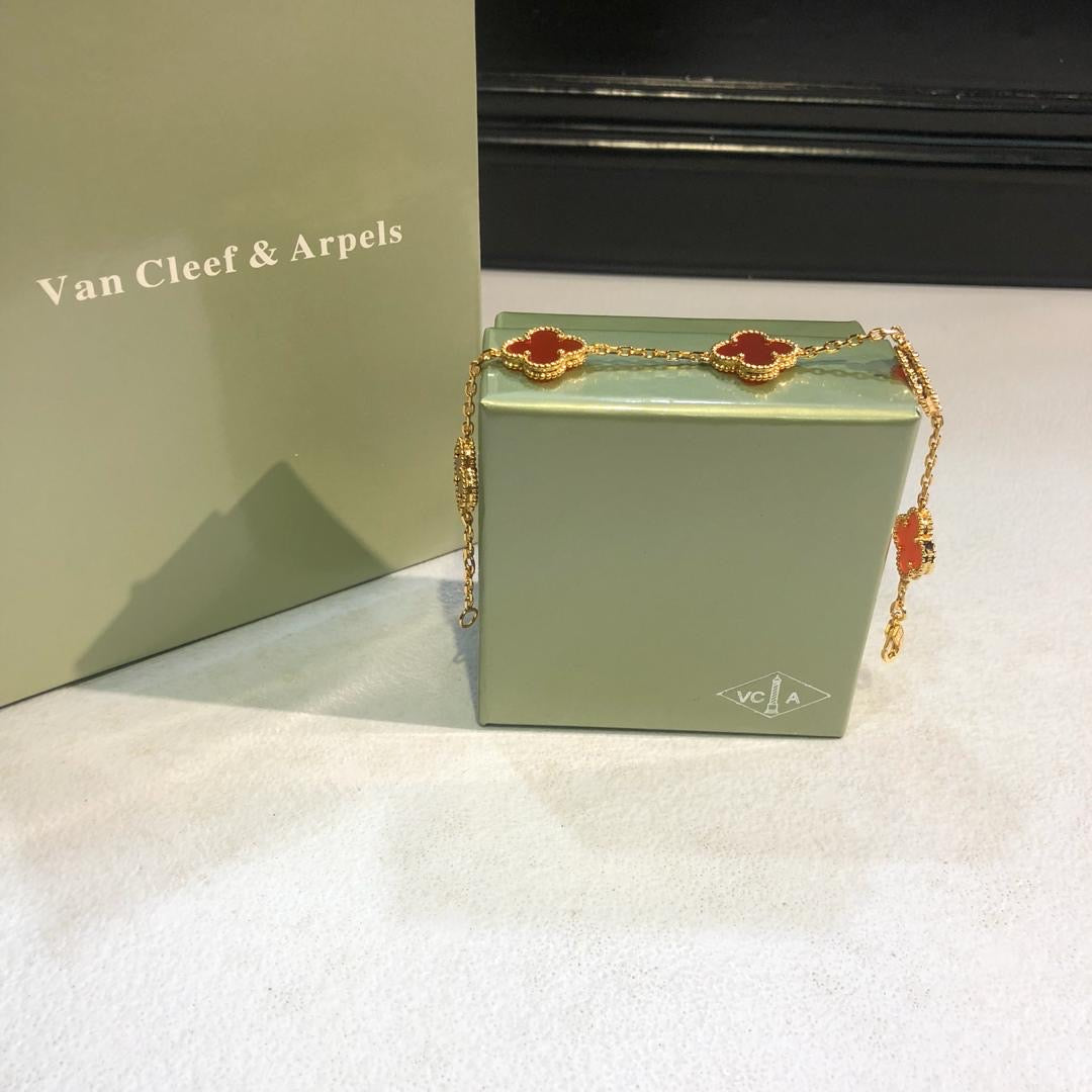 Van Cleef & Arpels bracelet AAA