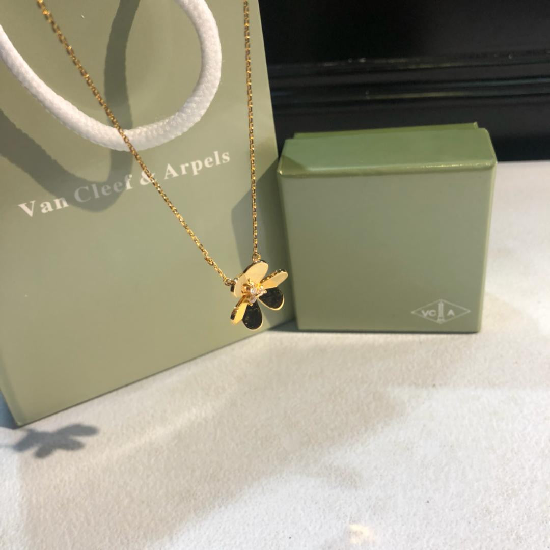 Van Cleef Arpels  necklace  AAA copy