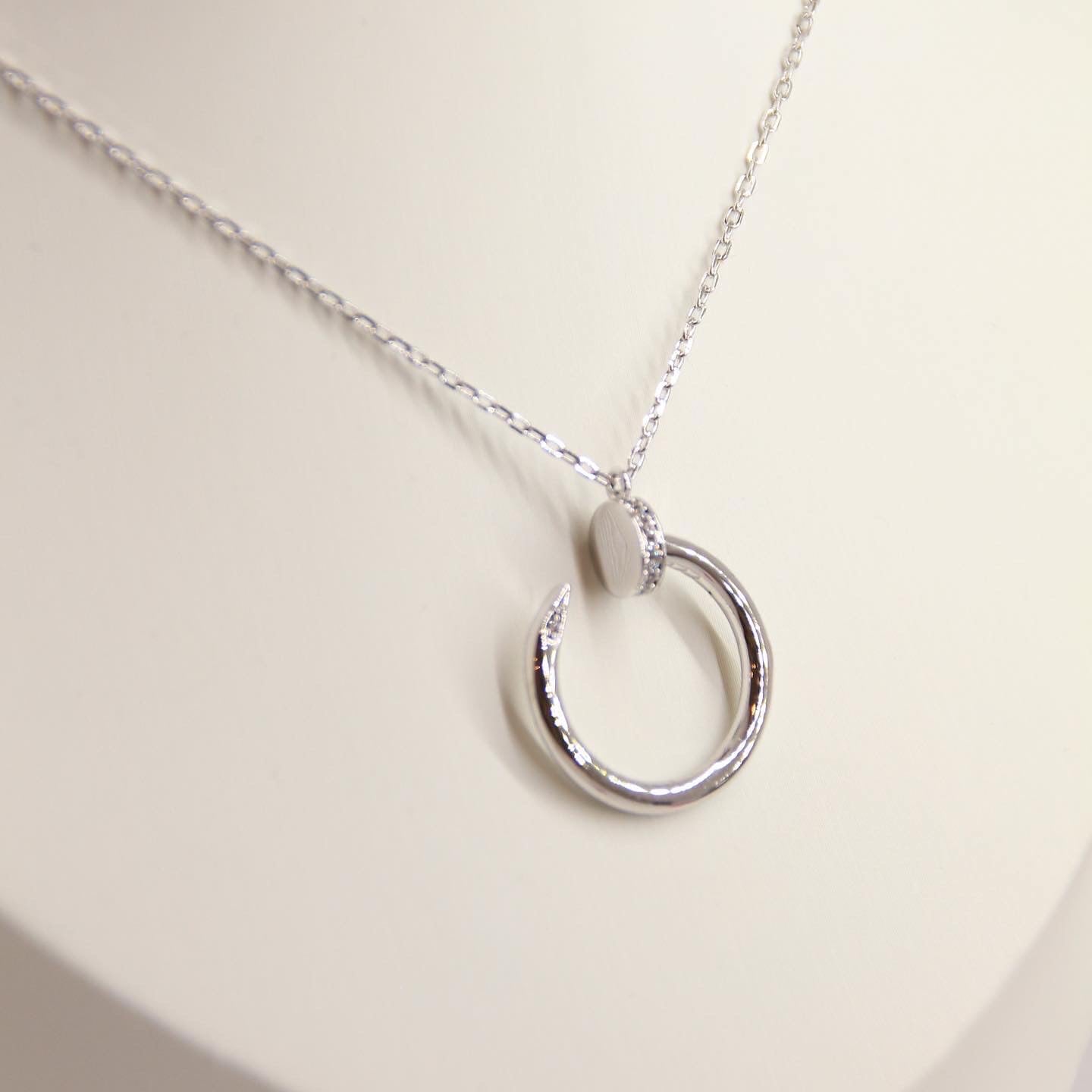 Cartier juste un clou  necklaces AAA
