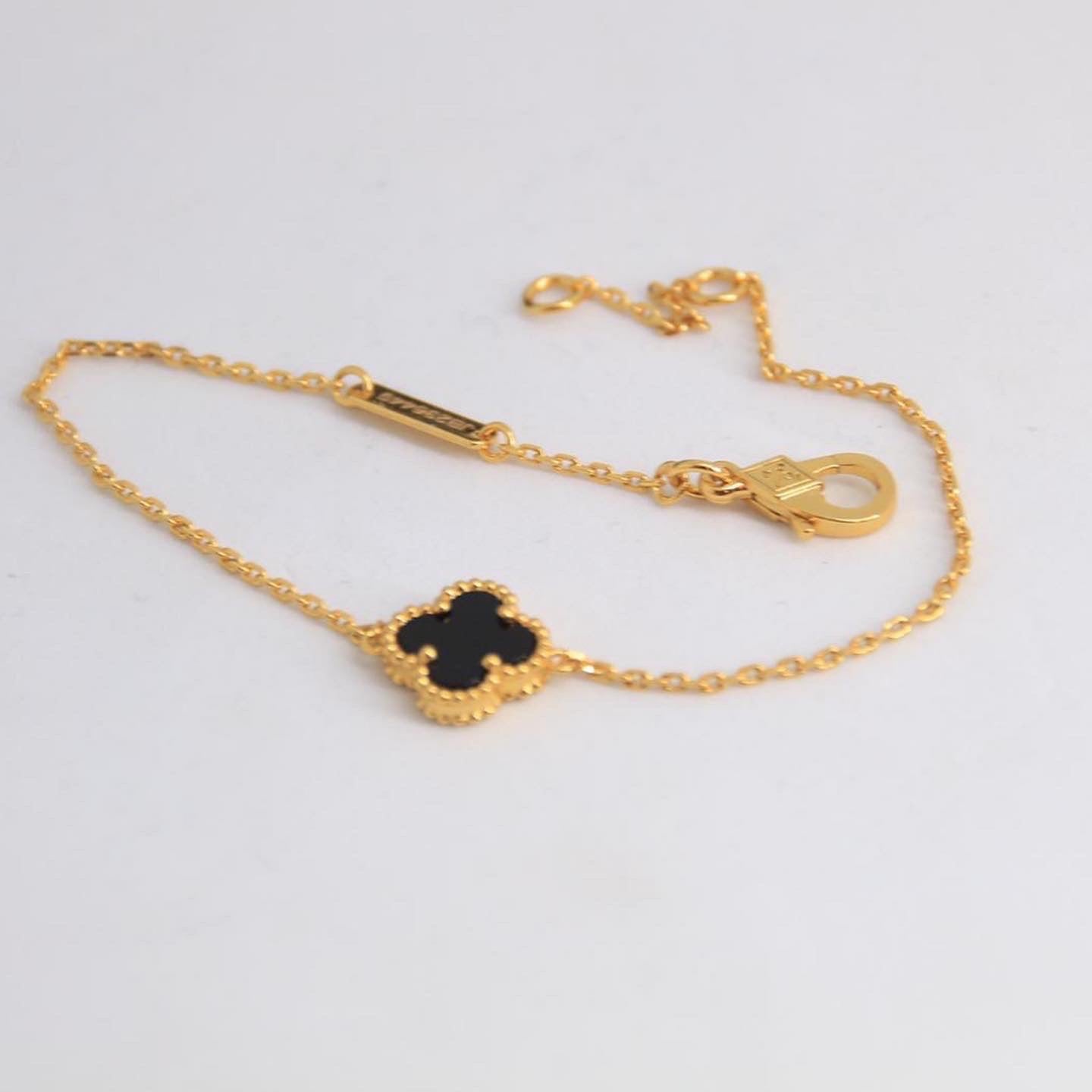 Van Cleef & Arpels bracelet AAA