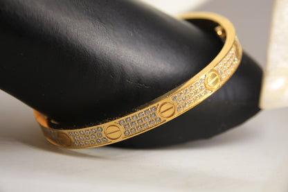 Cartier love full Dimond   bracelet AAA