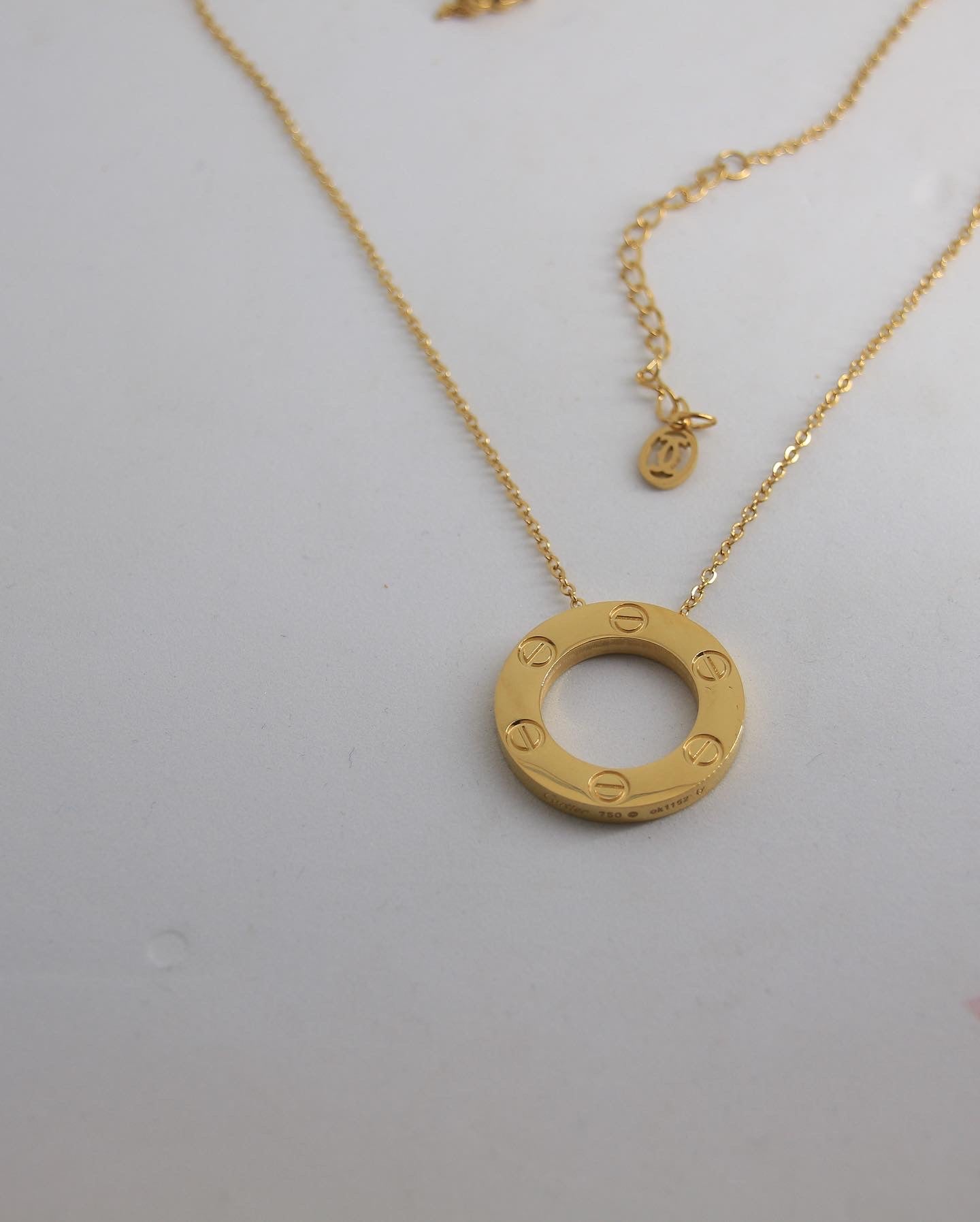 Cartier love   necklaces AAA (Copy)