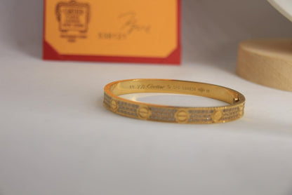 Cartier love full Dimond   bracelet AAA