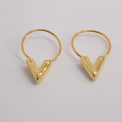 Louis Vuitton earrings AAA clone