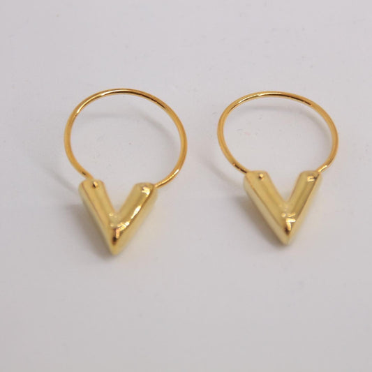 Louis Vuitton earrings AAA clone