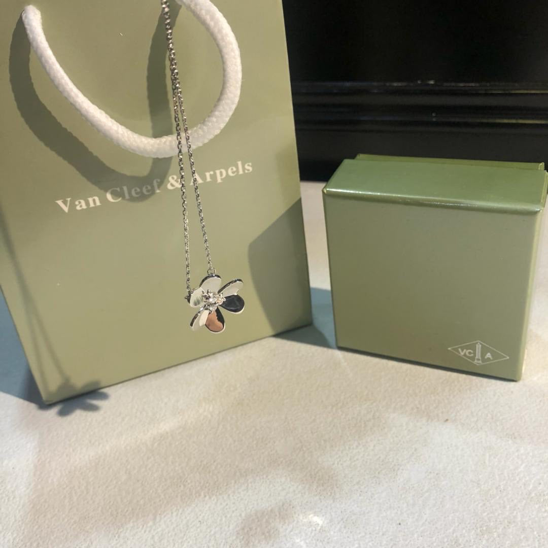 Van Cleef Arpels  necklace  AAA copy