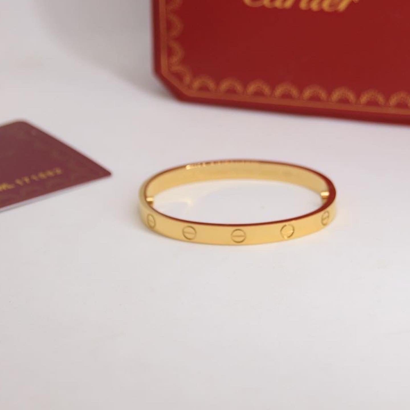 Cartier love bracelet AAA