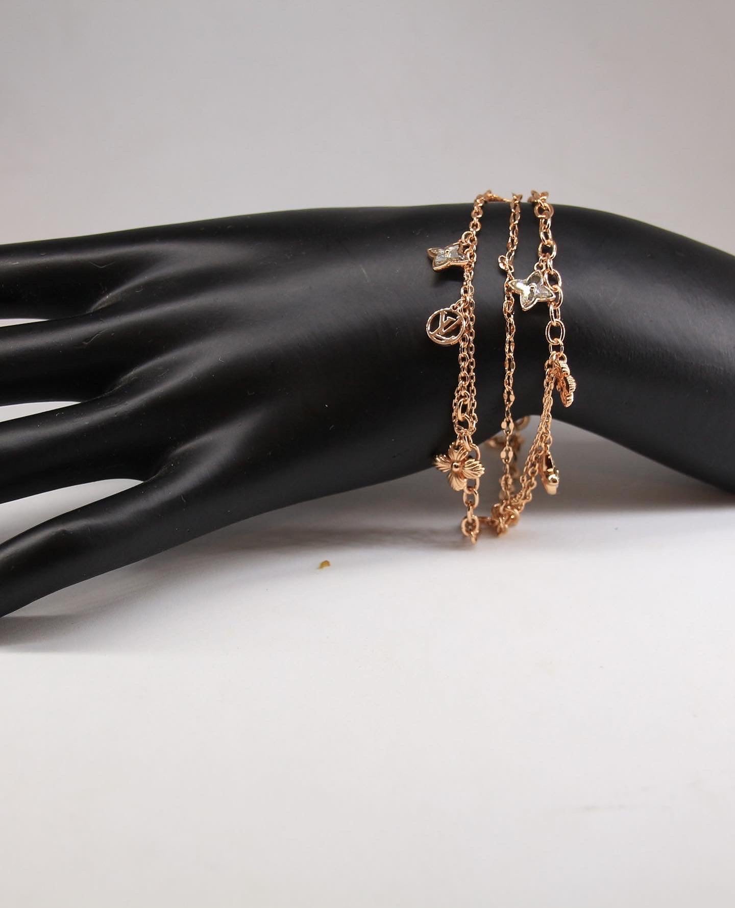 Louis Vuitton ROSE GOLD bracelet AAA