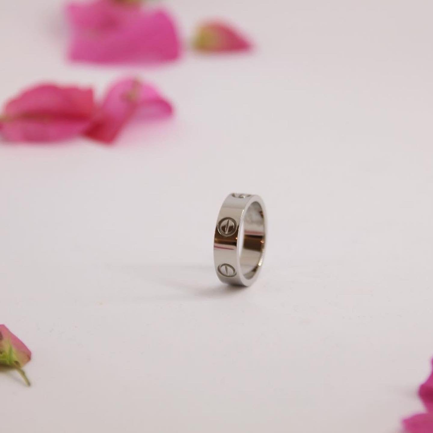 Cartier LOVE RING AAA