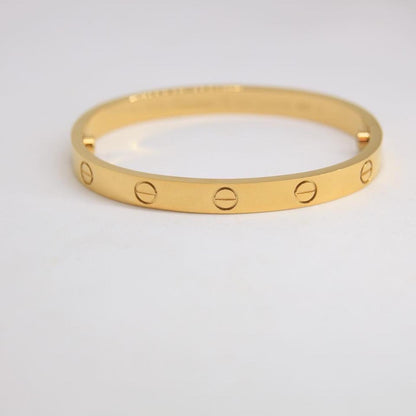 Cartier love bracelet AAA