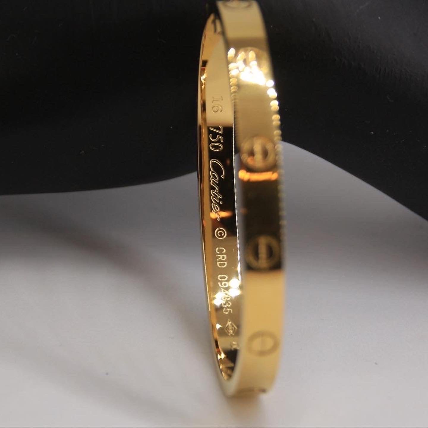 Cartier love bracelet AAA