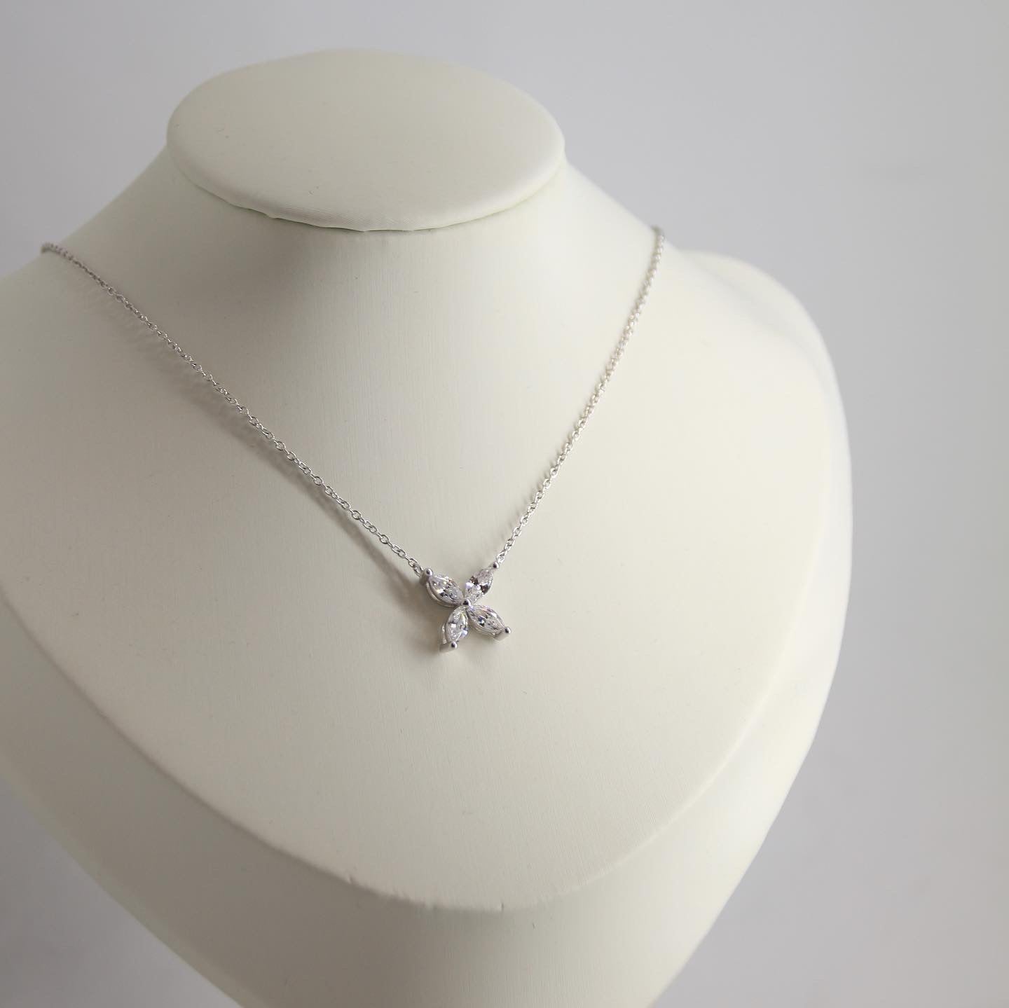 Tiffany and Co  necklace  AAA copy