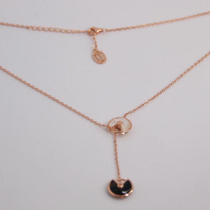 Cartier necklace  AAA copy