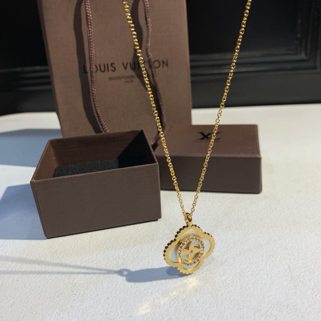 Louis Vuitton necklace  AAA copy