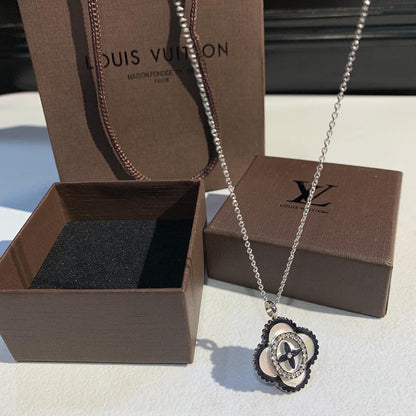 Louis Vuitton necklace  AAA copy
