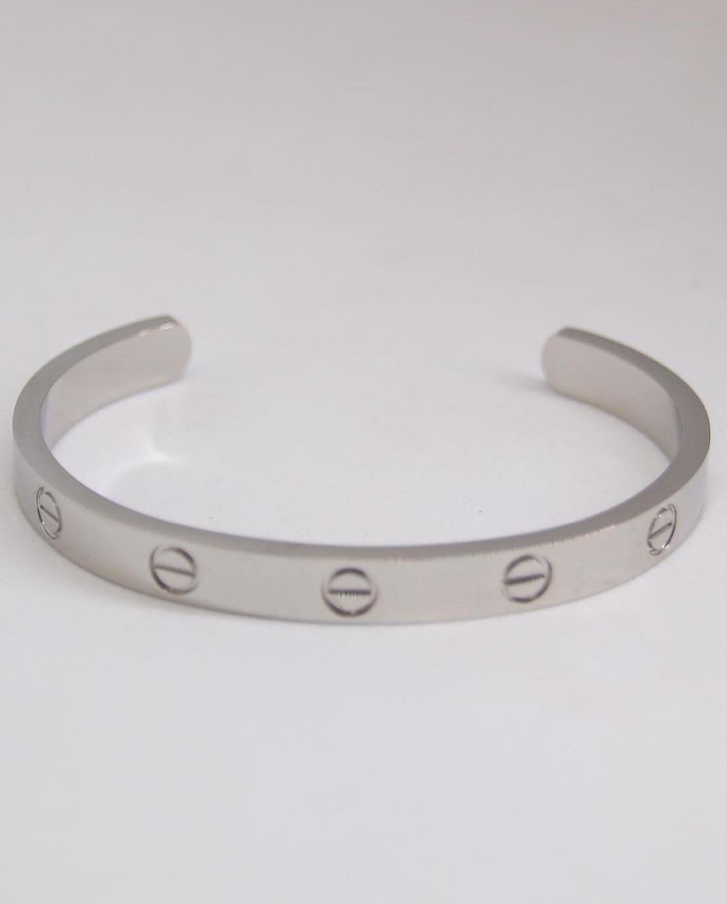 Cartier bracelet AAA